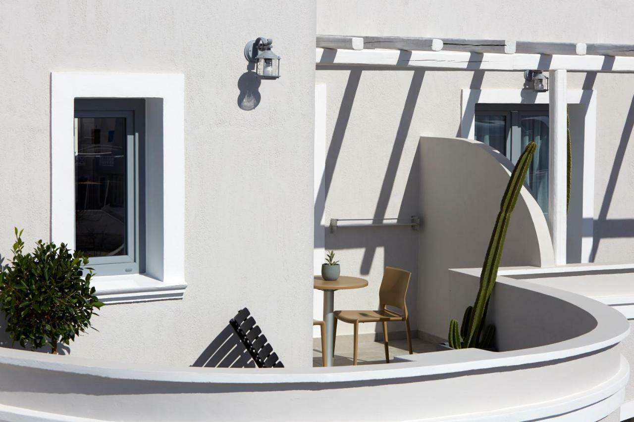 Pnoi Luxury Suites Karterados  Luaran gambar