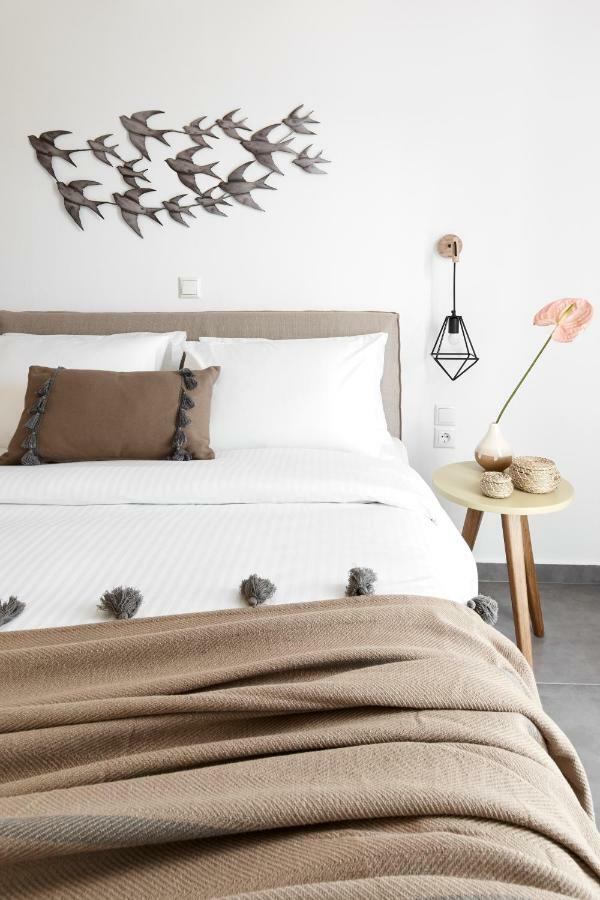 Pnoi Luxury Suites Karterados  Luaran gambar