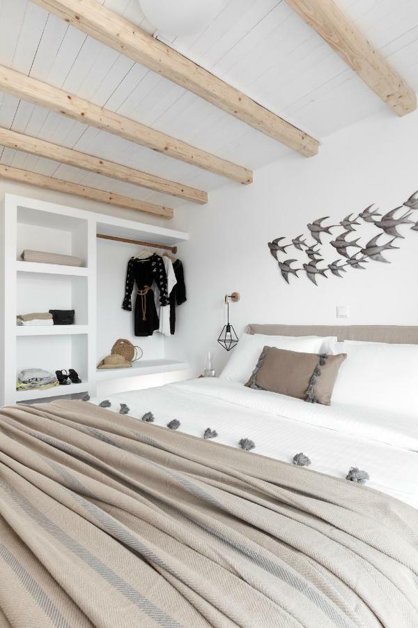 Pnoi Luxury Suites Karterados  Luaran gambar
